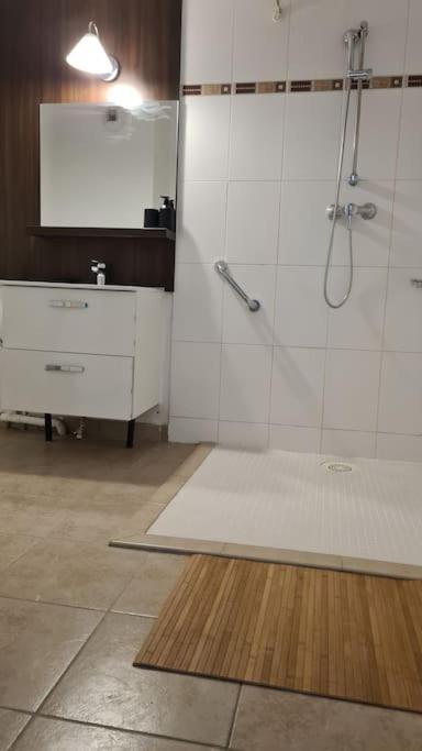 C210 Appartement Disneyland Paris Studio Монтеврен Екстериор снимка