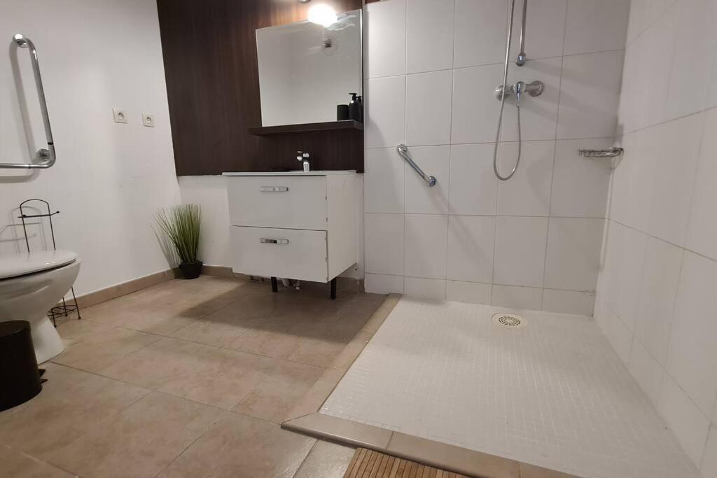 C210 Appartement Disneyland Paris Studio Монтеврен Екстериор снимка
